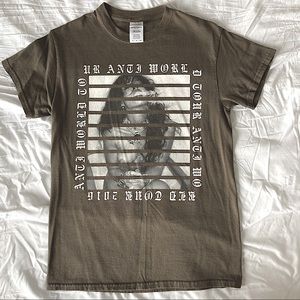 🎈CLEAR OUT SALE🎈Rihanna Anti Tour Concert Tee (S)